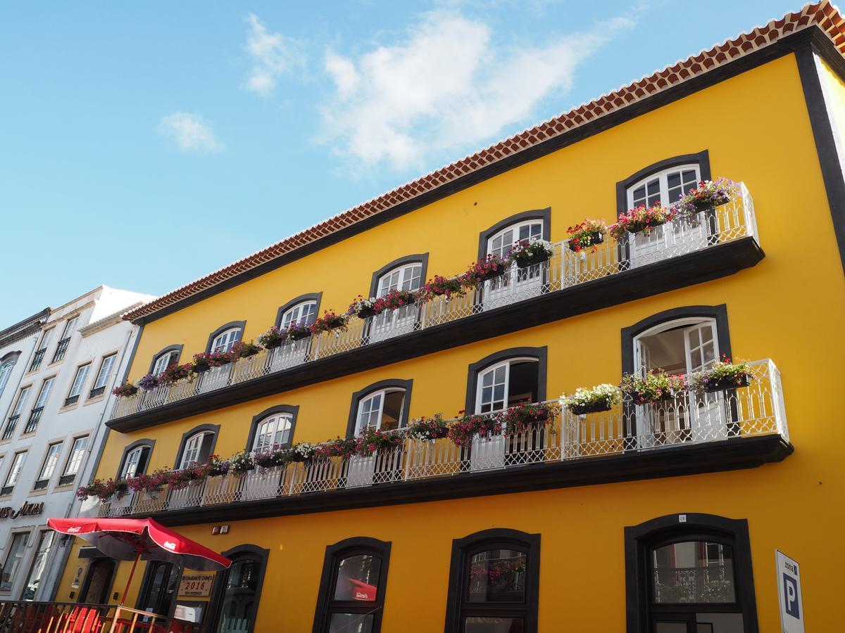 Globo Happy Hostel Angra do Heroismo Exterior photo
