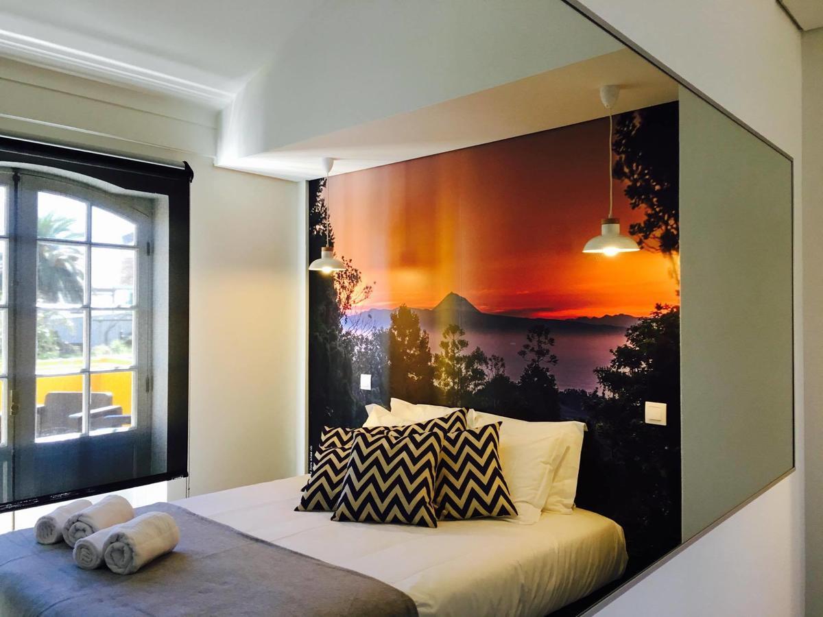 Globo Happy Hostel Angra do Heroismo Exterior photo
